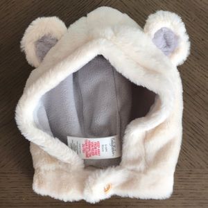 Baby Boden white fuzzy polar bear ear hat like new